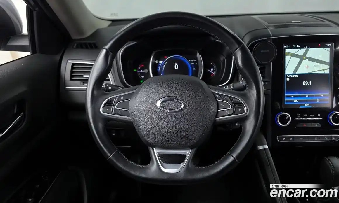 Renault QM6 2017 2.0 Автомат в Москве № 1146338, фото 13