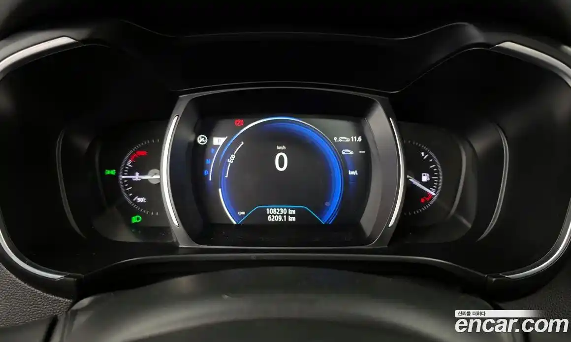 Renault QM6 2017 2.0 Автомат в Москве № 1146338, фото 8