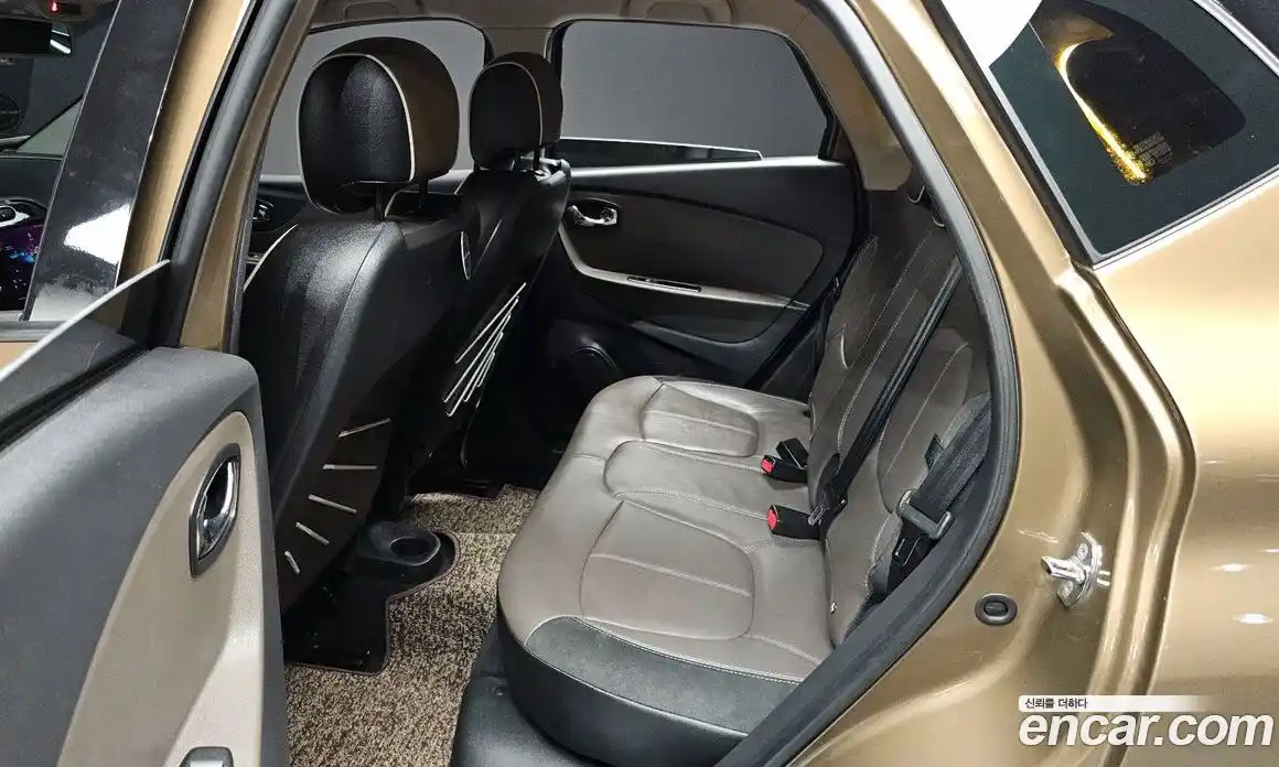 Renault QM3 2017 1.5 Автомат в Москве № 1146523, фото 12