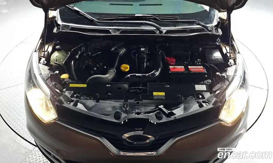 Renault QM3 2017 1.5 Автомат в Москве № 1146523, фото 6