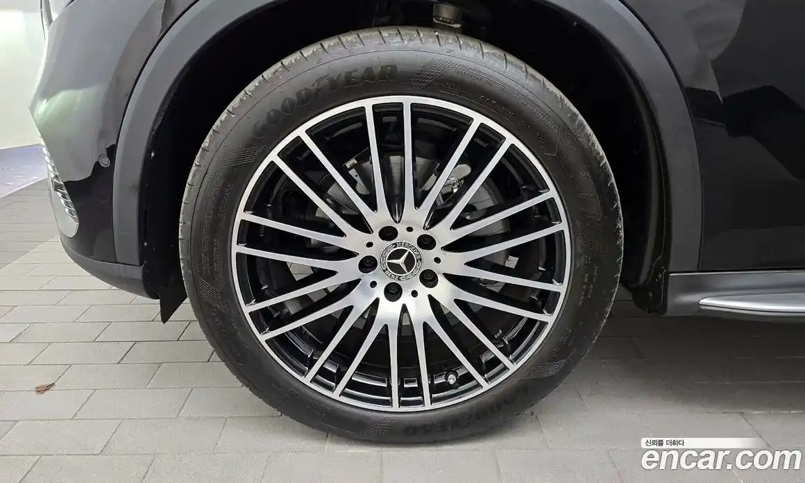 Mercedes-Benz GLC-Class 2024 2.0 гидро в Москве № 1146963, фото 5