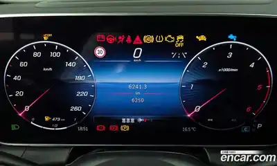 Mercedes-Benz GLC-Class 2024 2.0 гидро в Москве № 1146963, миниатюра 8