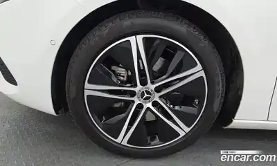 Mercedes-Benz A-Class 2024 2.0 гидро в Москве № 1146988, миниатюра 5