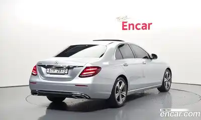Mercedes-Benz E-Class 2019 2.0 гидро, миниатюра 2