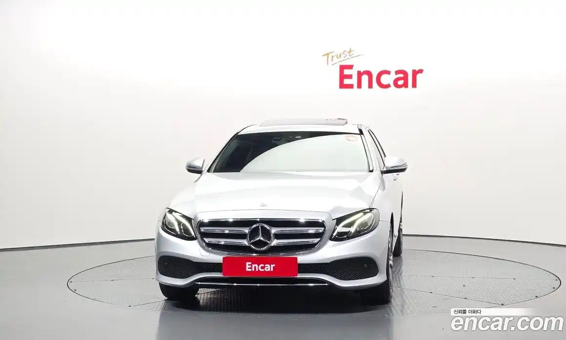 Mercedes-Benz E-Class 2019 2.0 гидро, фото 3