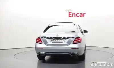 Mercedes-Benz E-Class 2019 2.0 гидро, миниатюра 4