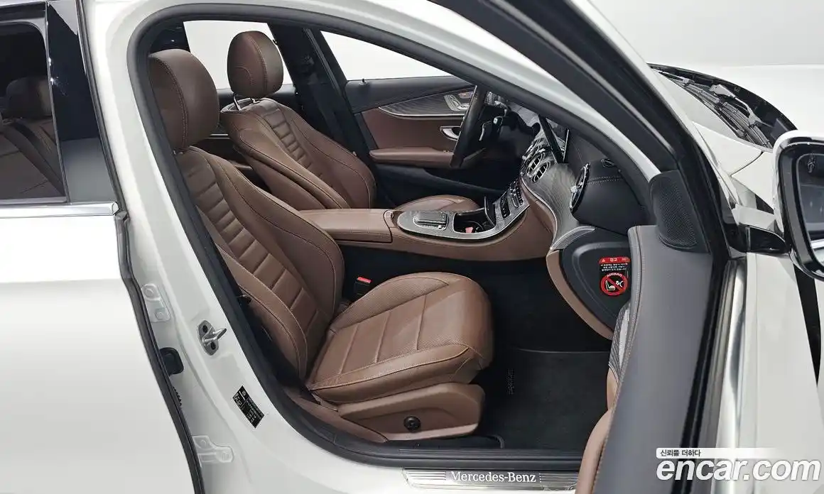 Mercedes-Benz E-Class 2022 2.0 гидро, фото 12
