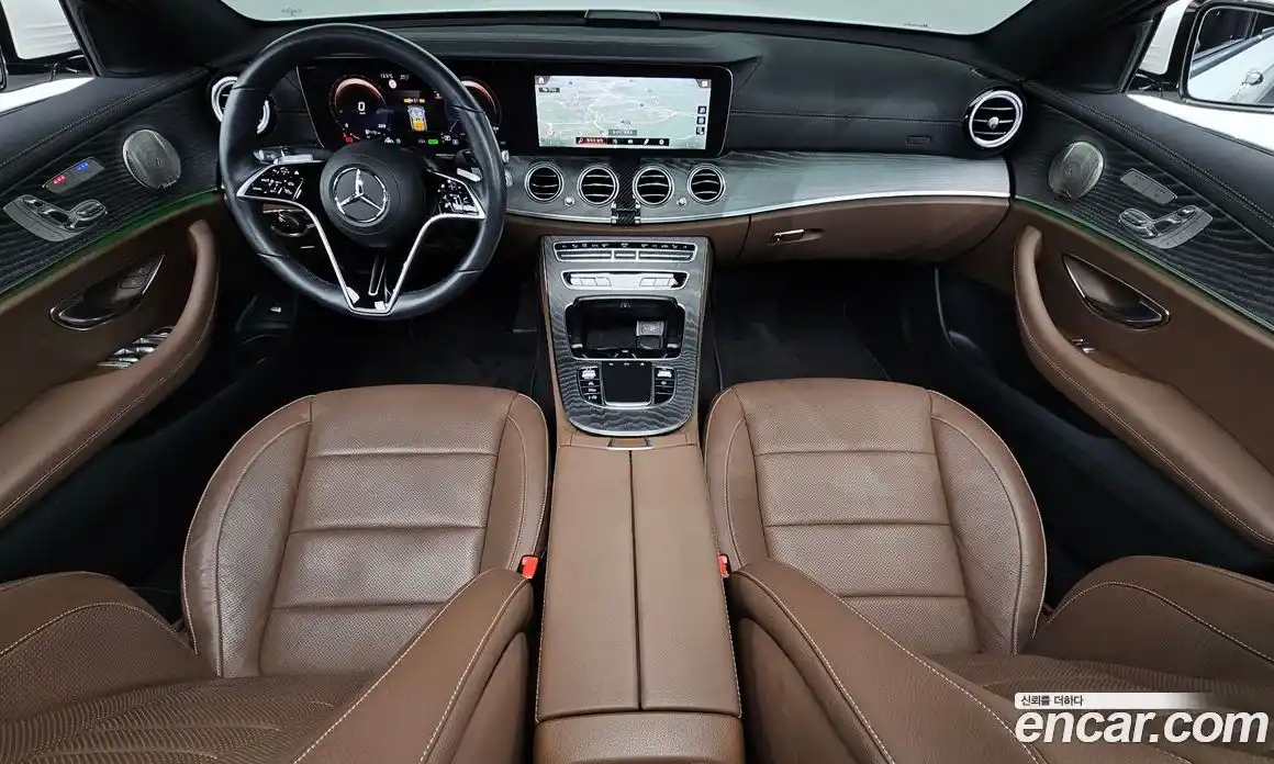 Mercedes-Benz E-Class 2022 2.0 гидро, фото 7