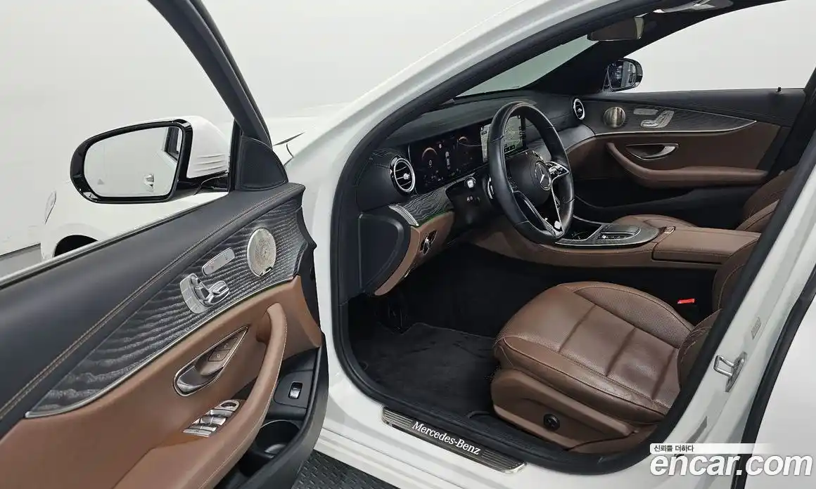 Mercedes-Benz E-Class 2022 2.0 гидро, фото 10