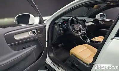 Volvo XC40 2020 2.0 гидро в Москве № 1149100, миниатюра 12