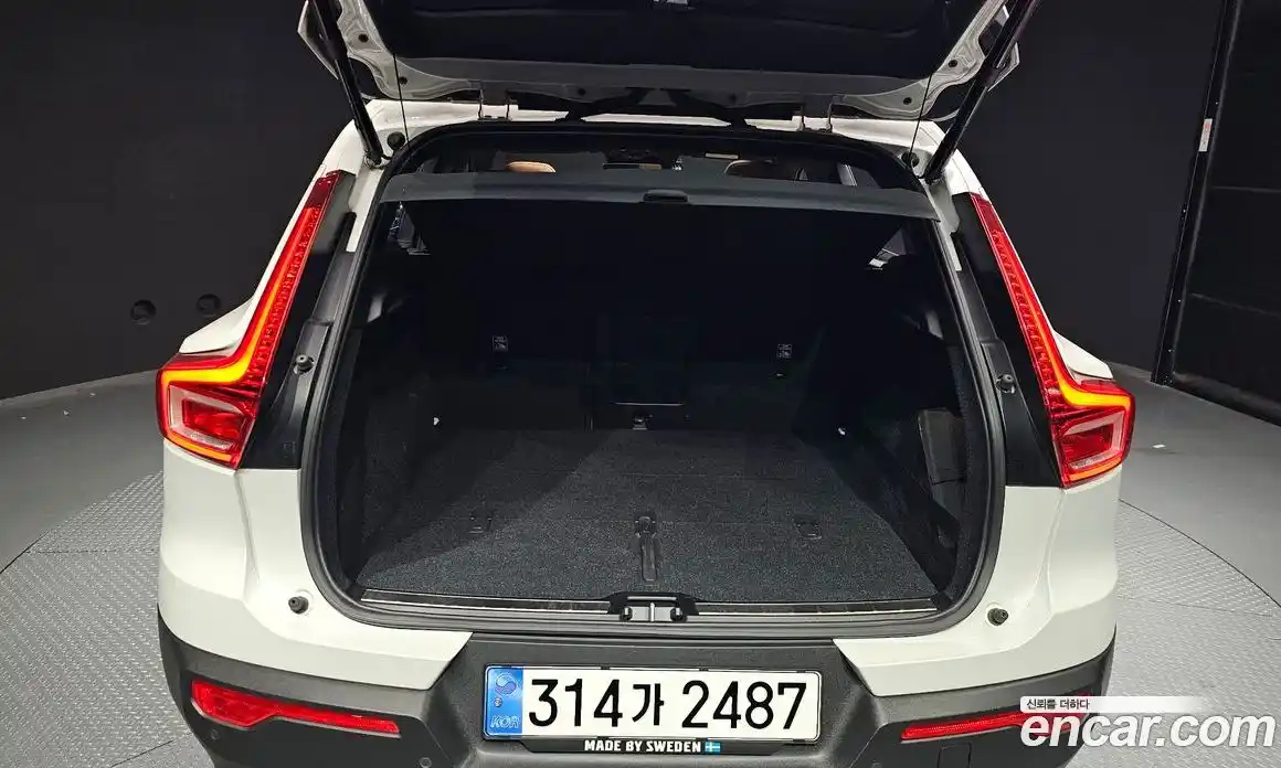 Volvo XC40 2020 2.0 гидро в Москве № 1149100, фото 20