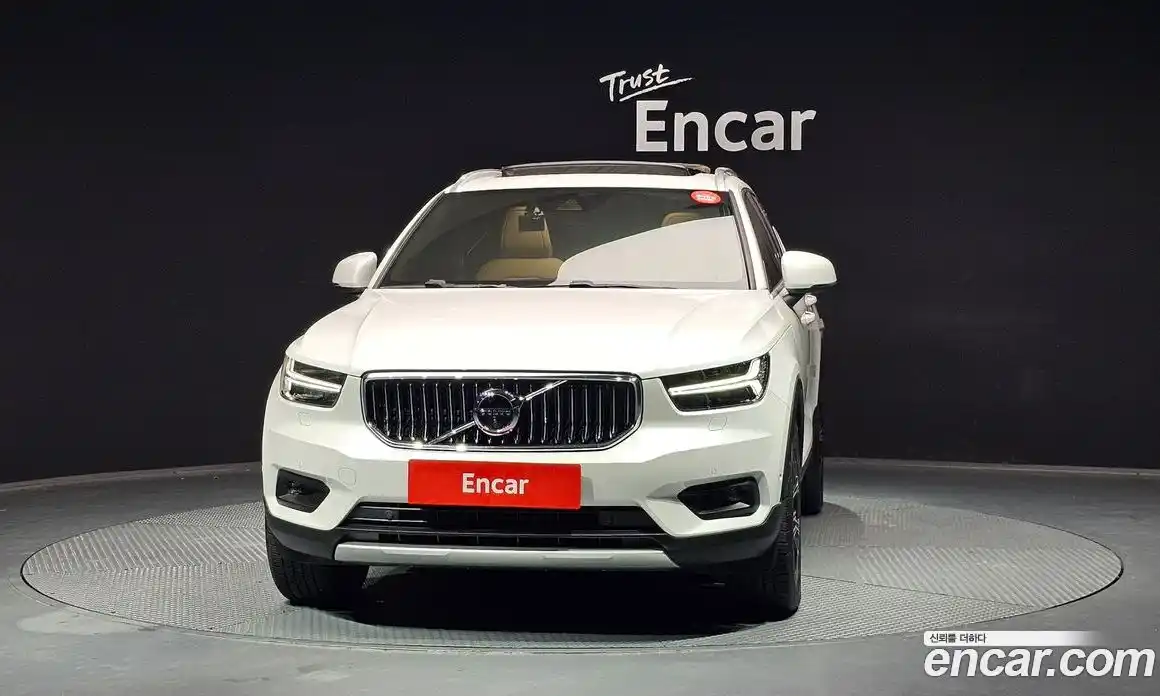 Volvo XC40 2020 2.0 гидро в Москве № 1149100, фото 3