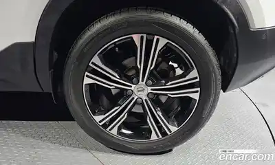 Volvo XC40 2020 2.0 гидро в Москве № 1149100, миниатюра 5