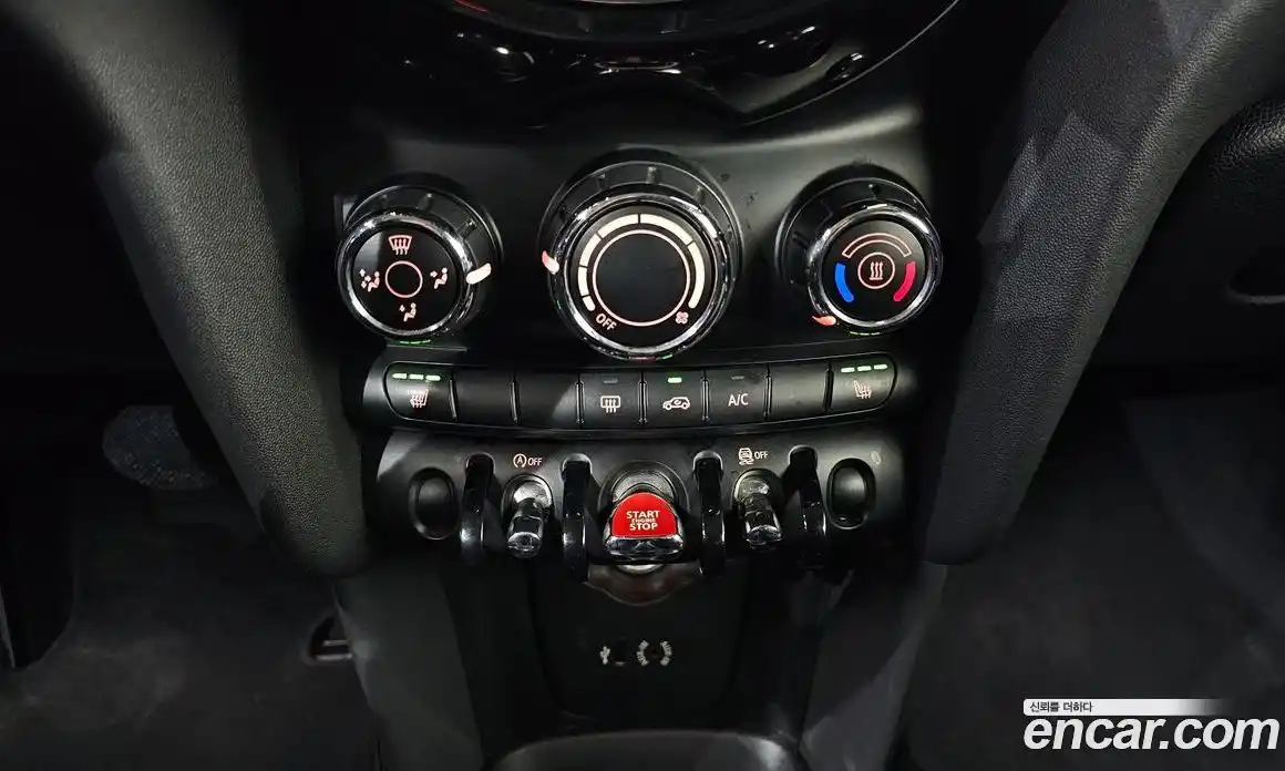 Mini Cooper 2017 1.5 гидро в Москве № 1149861, фото 18