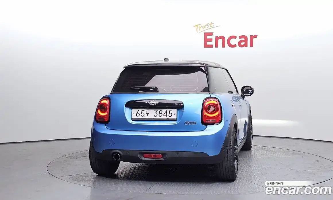 Mini Cooper 2017 1.5 гидро в Москве № 1149861, фото 4