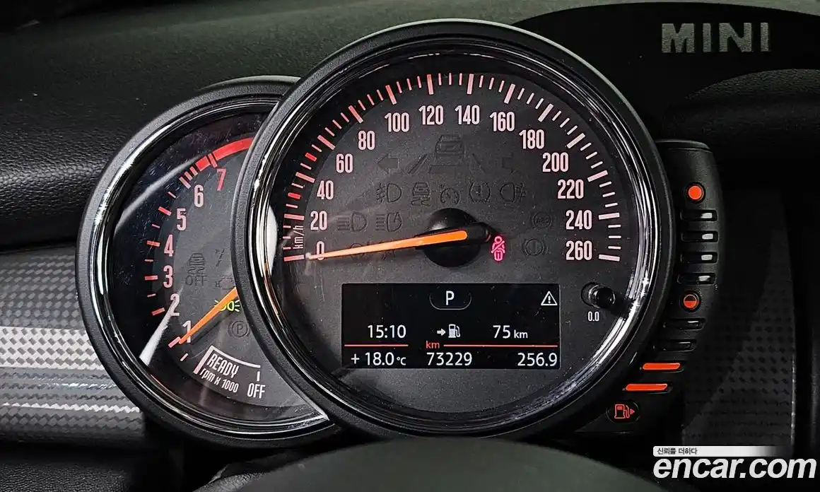 Mini Cooper 2017 1.5 гидро в Москве № 1149861, фото 8