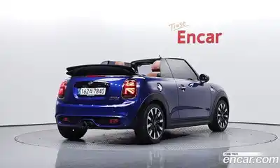 Mini Cooper Convertible 2019 2.0 гидро в Москве № 1149942, миниатюра 2