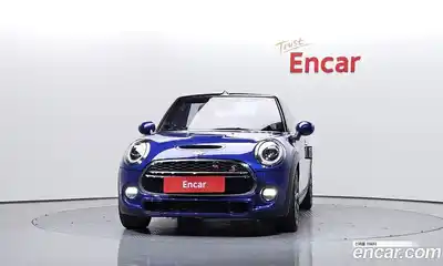 Mini Cooper Convertible 2019 2.0 гидро в Москве № 1149942, миниатюра 3