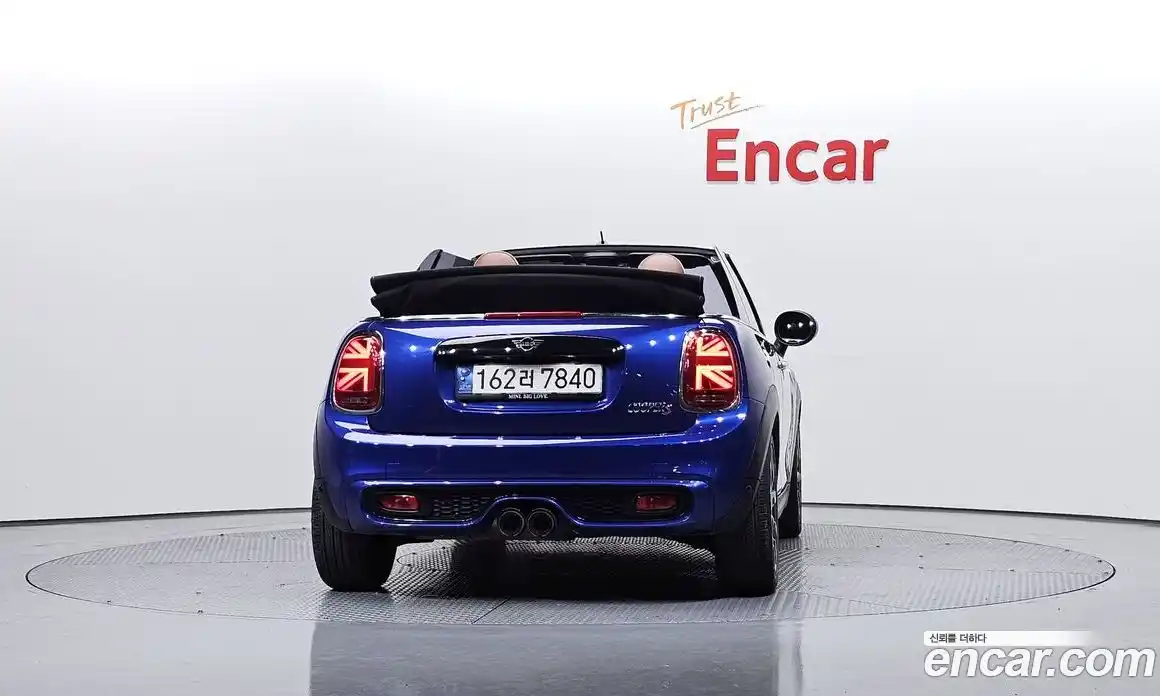 Mini Cooper Convertible 2019 2.0 гидро в Москве № 1149942, фото 4