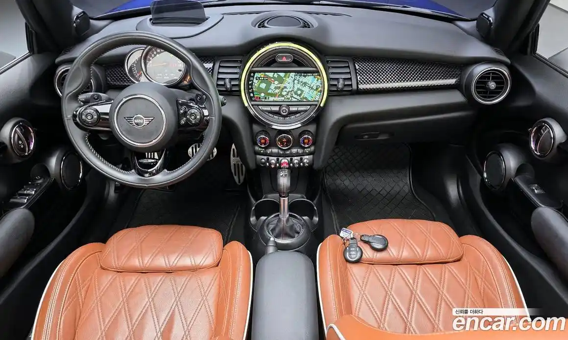 Mini Cooper Convertible 2019 2.0 гидро в Москве № 1149942, фото 7