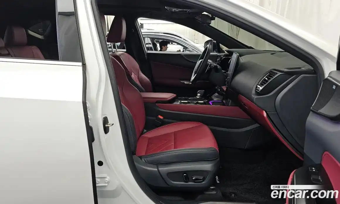 Lexus NX 2024 2.5 гидро в Москве № 1150593, фото 10