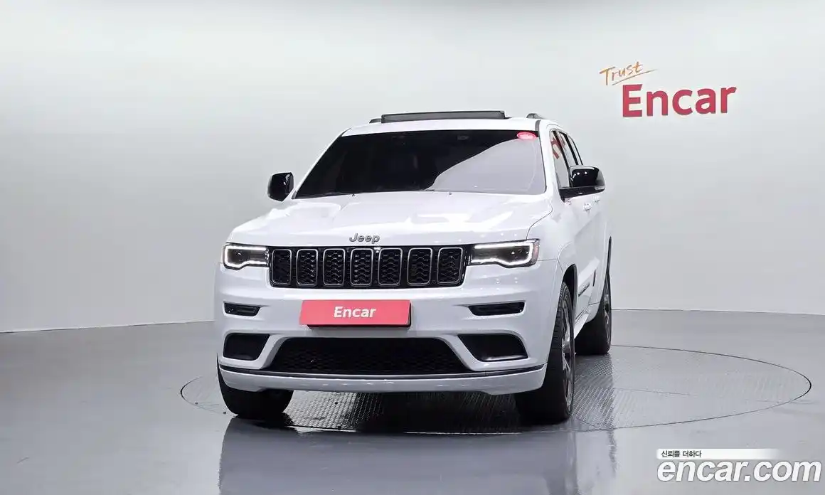 Jeep Cherokee 2020 3.6 гидро в Москве № 1151518, фото 3