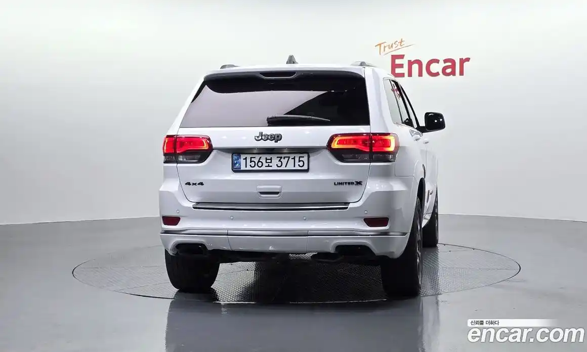 Jeep Cherokee 2020 3.6 гидро в Москве № 1151518, фото 4