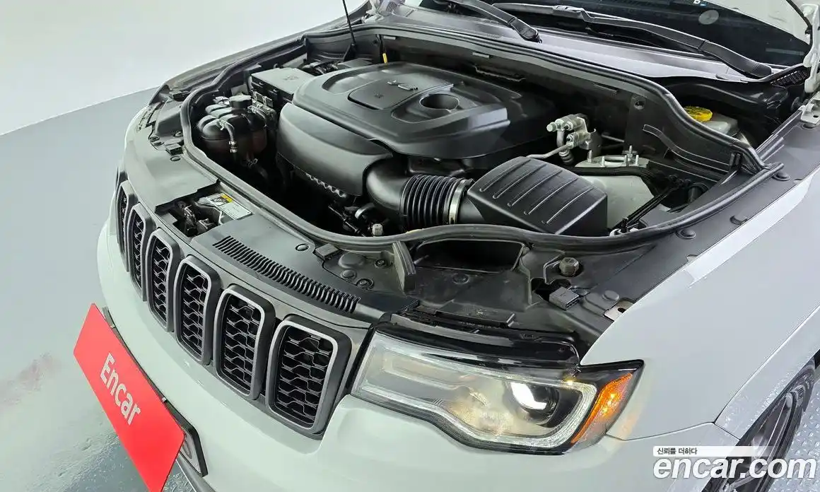 Jeep Cherokee 2020 3.6 гидро в Москве № 1151518, фото 6