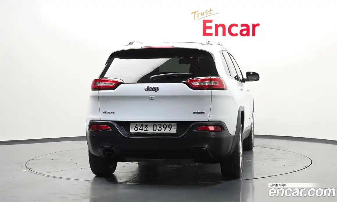 Jeep Cherokee 2016 2.4 гидро в Москве № 1151693, фото 4