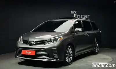 Toyota Sienna, 2020