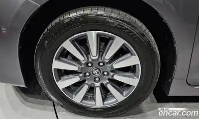 Toyota Sienna 2020 3.5 гидро в Москве № 1151709, миниатюра 5