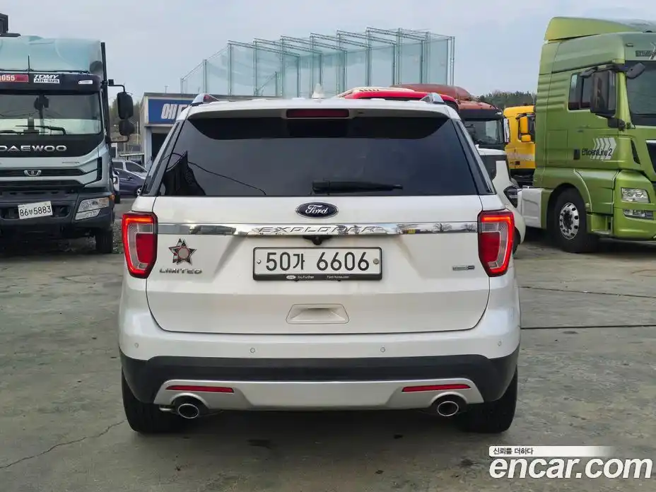 Ford Explorer 2017 2.3 гидро в Москве № 1152175, фото 4