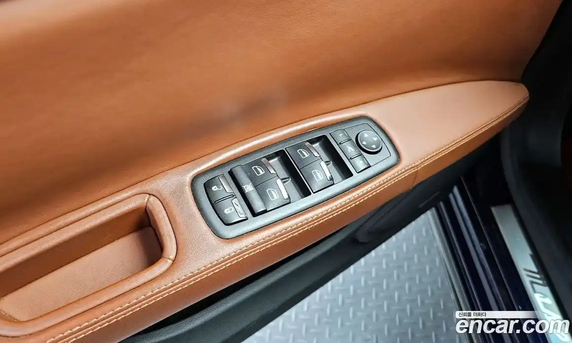 Maserati Quattroporte 2016 3.0 гидро в Москве № 1152451, фото 17