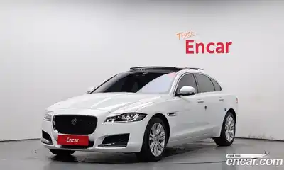 Jaguar XF, 2018