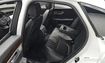 Jaguar XF 2018 2.0 гидро в Москве № 1152526, миниатюра 12
