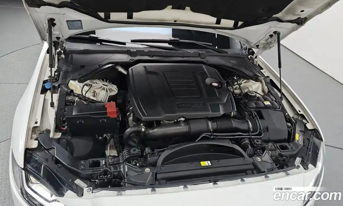 Jaguar XF 2018 2.0 гидро в Москве № 1152526, фото 6