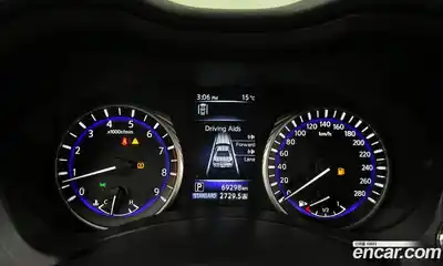 Infiniti Q60 2018 3.0 гидро в Москве № 1152649, миниатюра 8