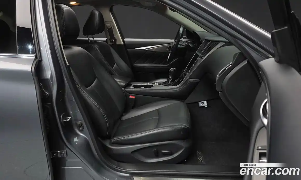Infiniti Q50 2016 2.1 гидро в Москве № 1152713, фото 11
