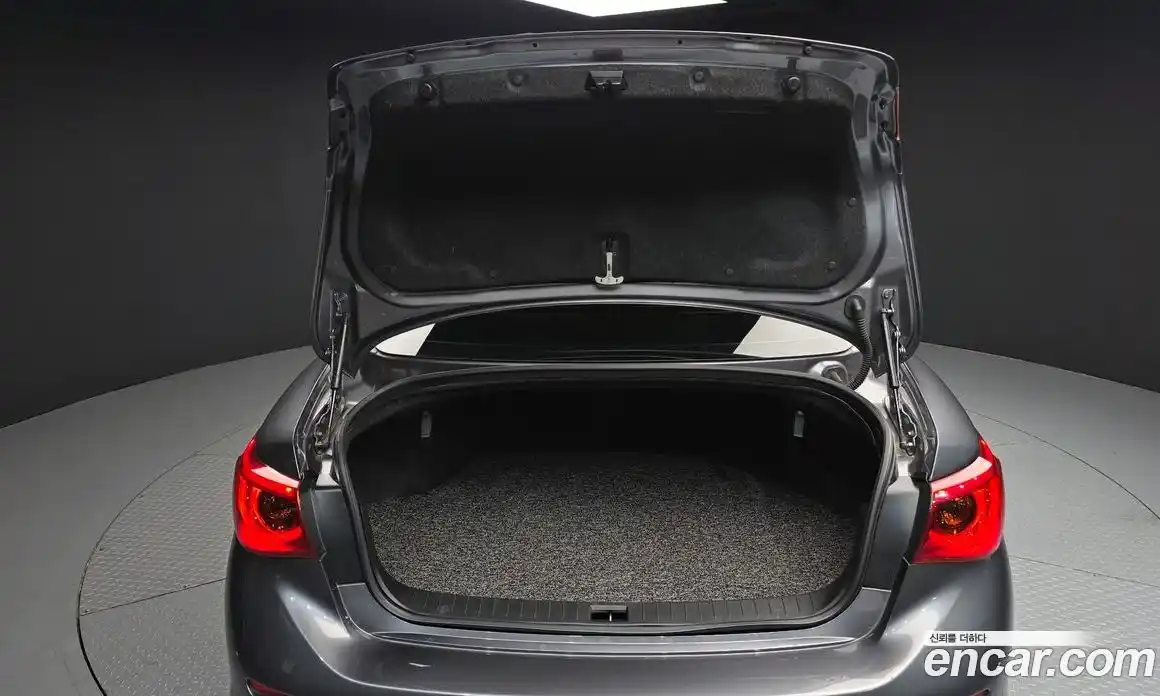 Infiniti Q50 2016 2.1 гидро в Москве № 1152713, фото 20
