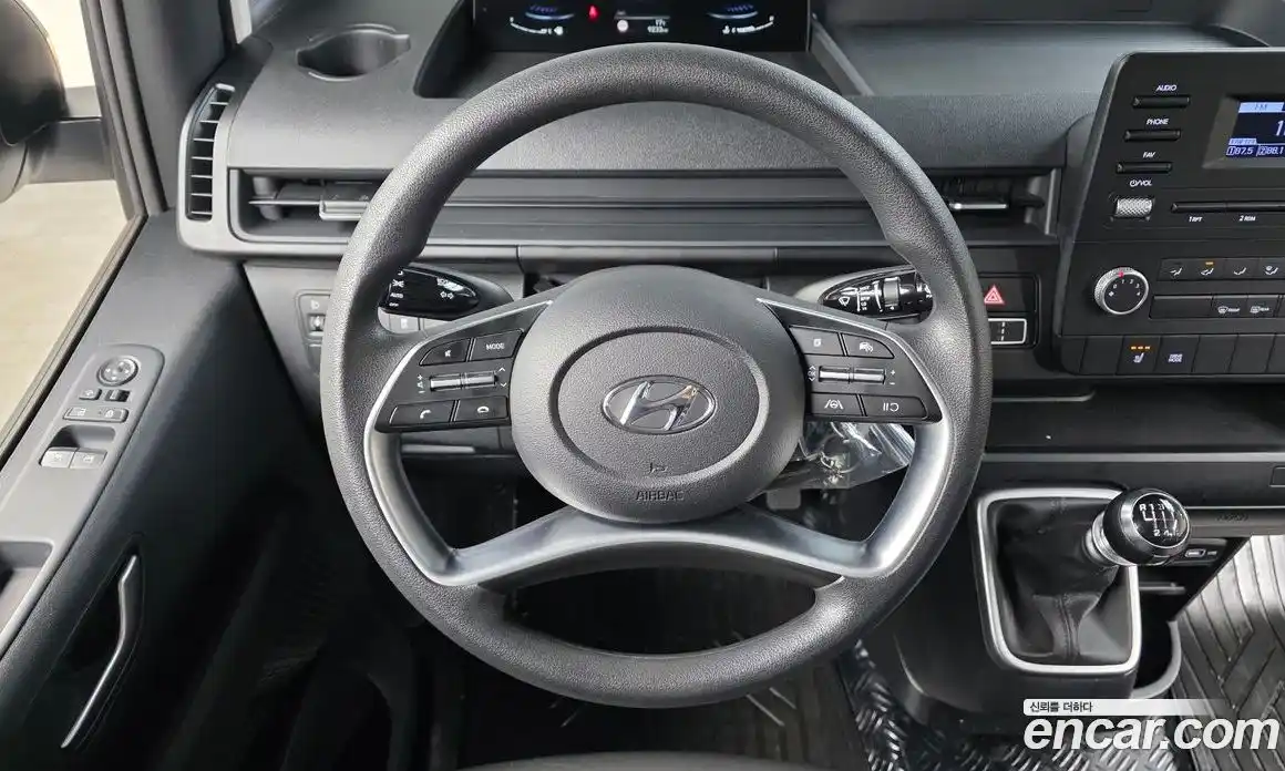 Hyundai Staria 2024 2.2 Механическая в Москве № 1154481, фото 13