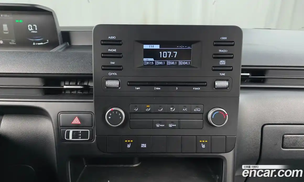 Hyundai Staria 2024 2.2 Механическая в Москве № 1154481, фото 16