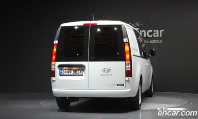 Hyundai Staria 2024 2.2 Механическая в Москве № 1154481, миниатюра 4