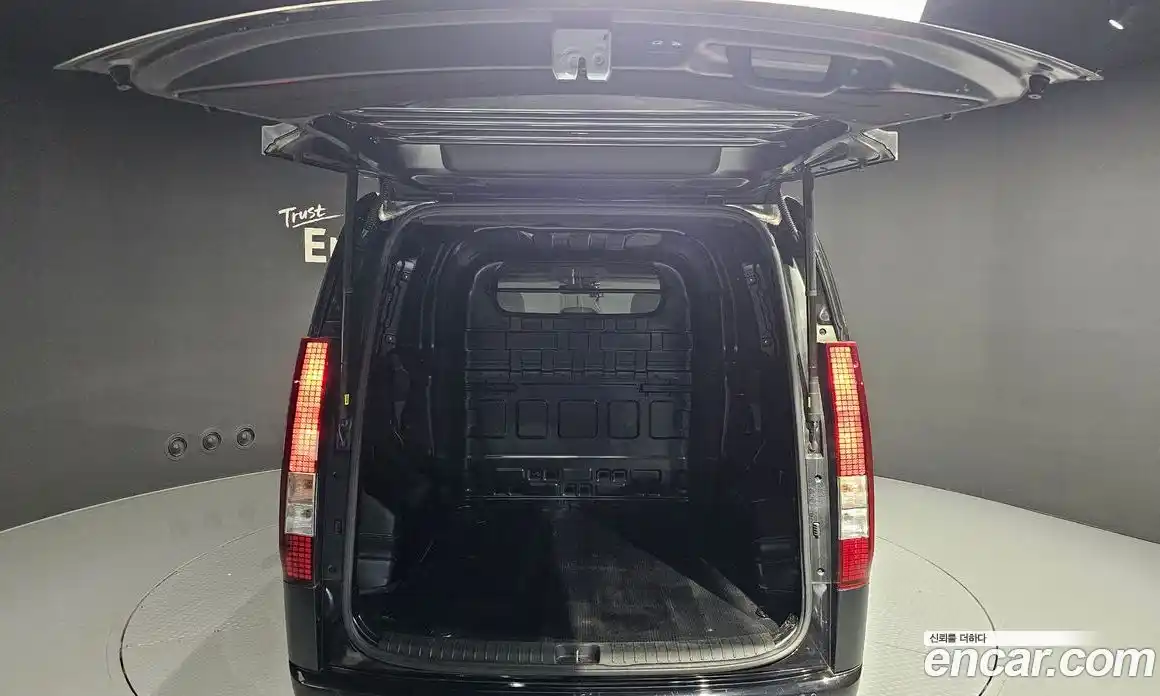 Hyundai Staria 2023 2.2 Автомат в Москве № 1154558, фото 20