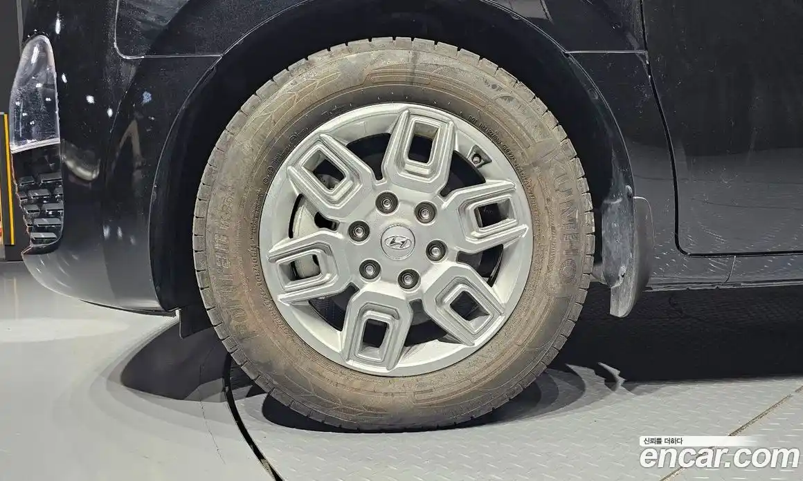 Hyundai Staria 2023 2.2 Автомат в Москве № 1154558, фото 5