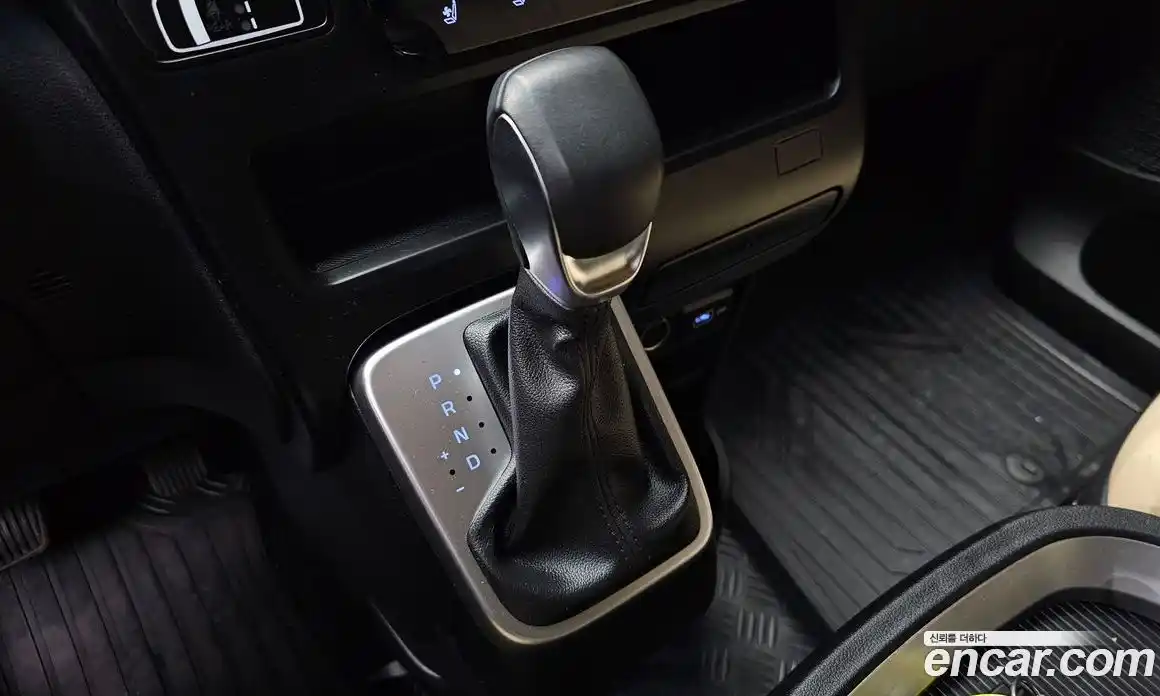 Hyundai Staria 2023 2.2 Автомат в Москве № 1154558, фото 9