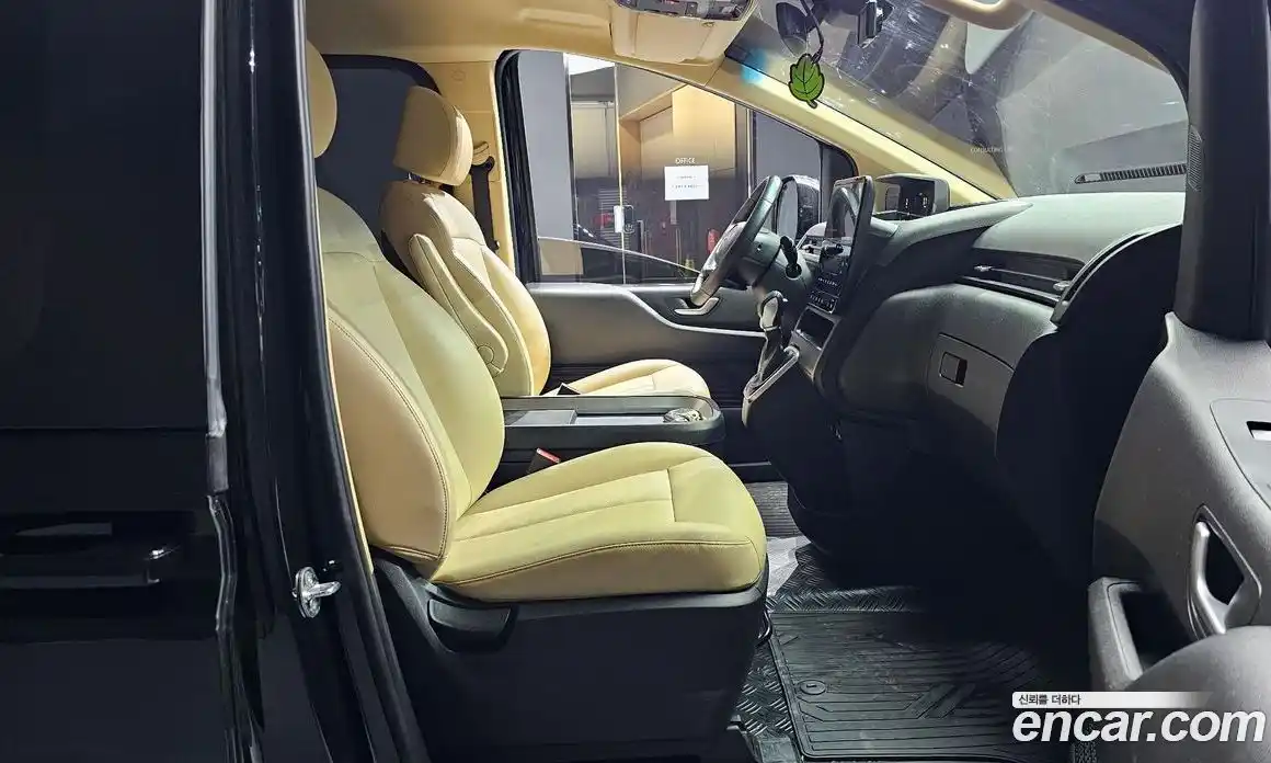 Hyundai Staria 2023 2.2 Автомат в Москве № 1154558, фото 10