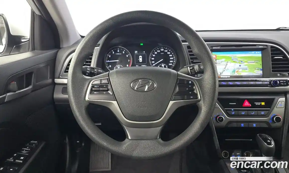 Hyundai Avante 2016 1.6 Автомат в Москве № 1154774, фото 13