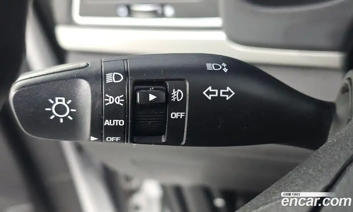 Hyundai Avante 2016 1.6 Автомат в Москве № 1154774, фото 17