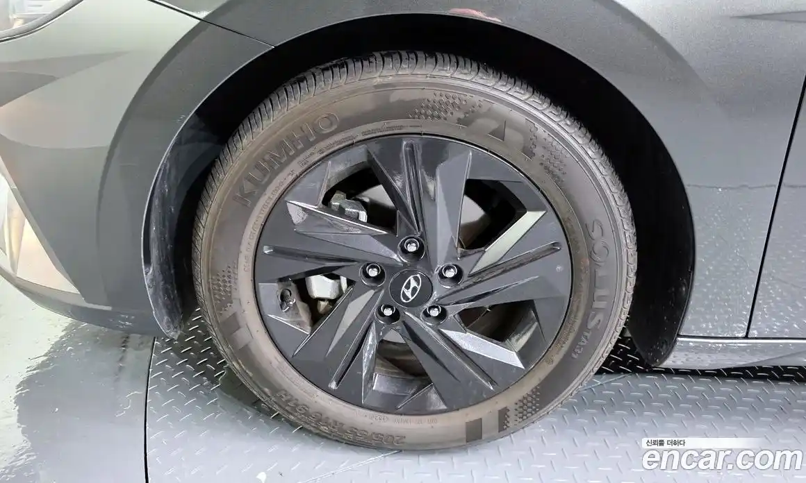 Hyundai Avante 2020 1.6 Автомат в Москве № 1154860, фото 5