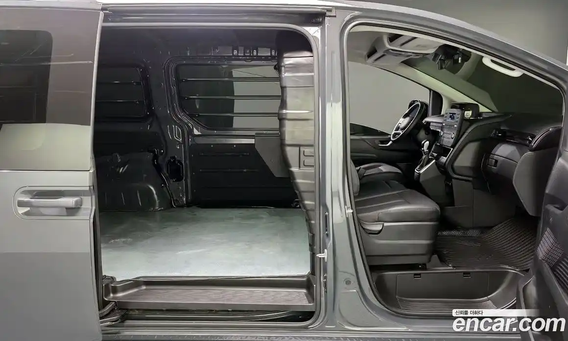 Hyundai Staria 2025 2.2 Автомат в Москве № 1154926, фото 10